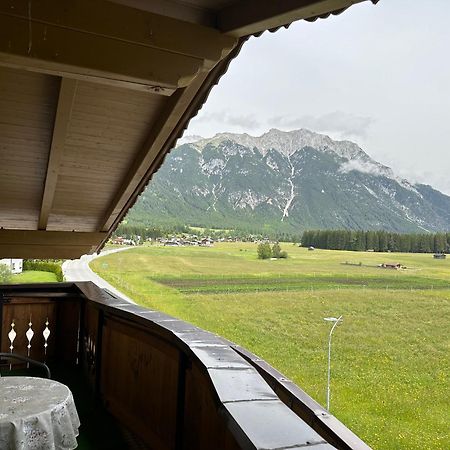 Haus Am Waldrand Appartement Leutasch Buitenkant foto