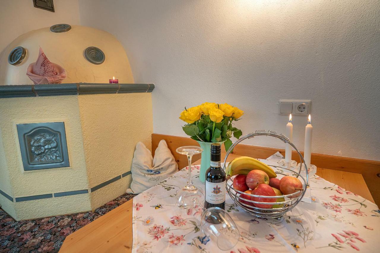 Haus Am Waldrand Appartement Leutasch Buitenkant foto